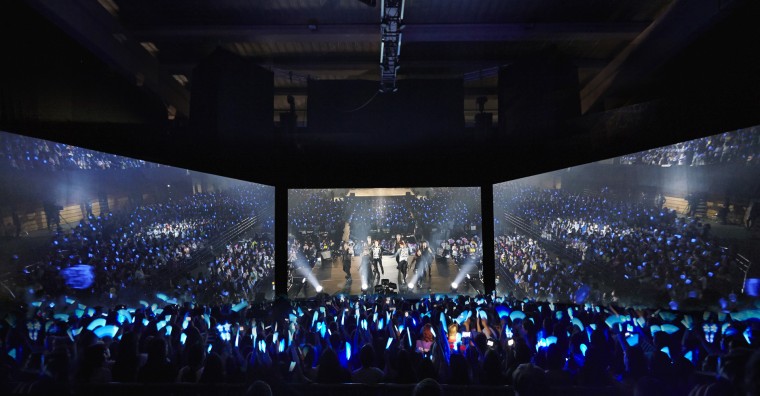 世界初 東方神起のライブをサラウンド ビューイング方式の生中継にて実施 Cinemas Plus