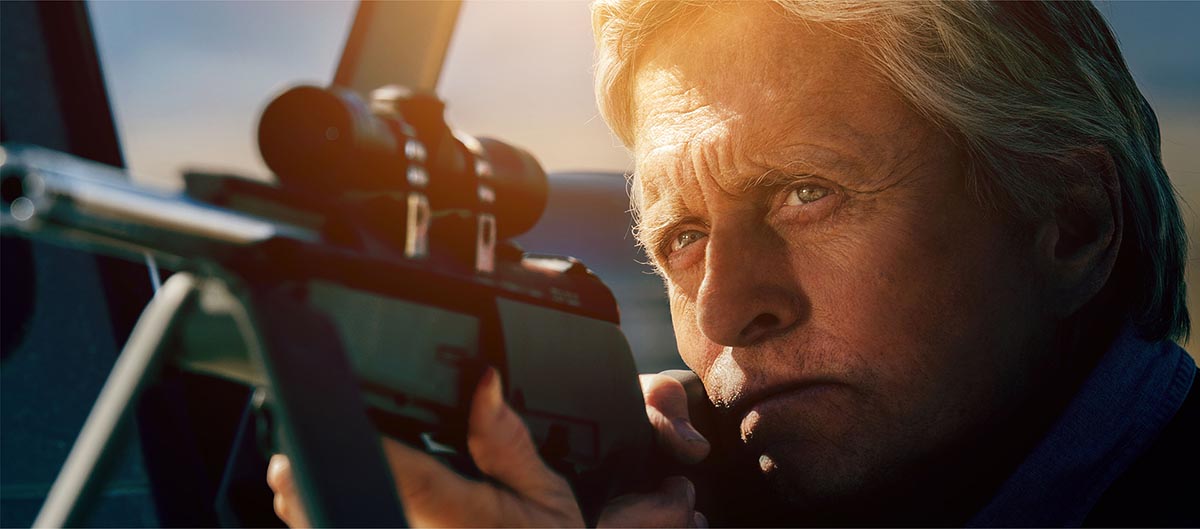 M ダグラスが仕掛ける狂気の 人間狩り 映画 追撃者 公開決定 Cinemas Plus