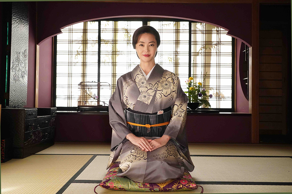 浜辺美波 横浜流星 私たちはどうかしている 観 ありさ 最恐 将 のオリジナルストーリーhuluで独占配信 Cinemas Plus