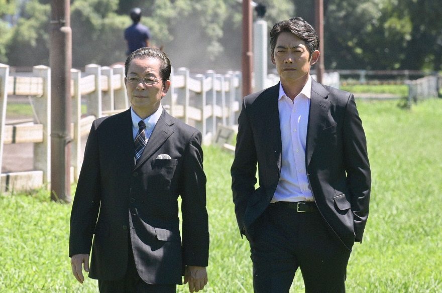 相棒 Season 第1話レビュー 謎の死は 口封じ 因縁の相手に立ち向かう特命係 ストーリーネタバレあり Cinemas Plus 相棒 Season 第1話レビュー 謎の死は 口封じ 因縁の相手に立ち向かう特命係 ストーリーネタバレあり Cinemas Plus