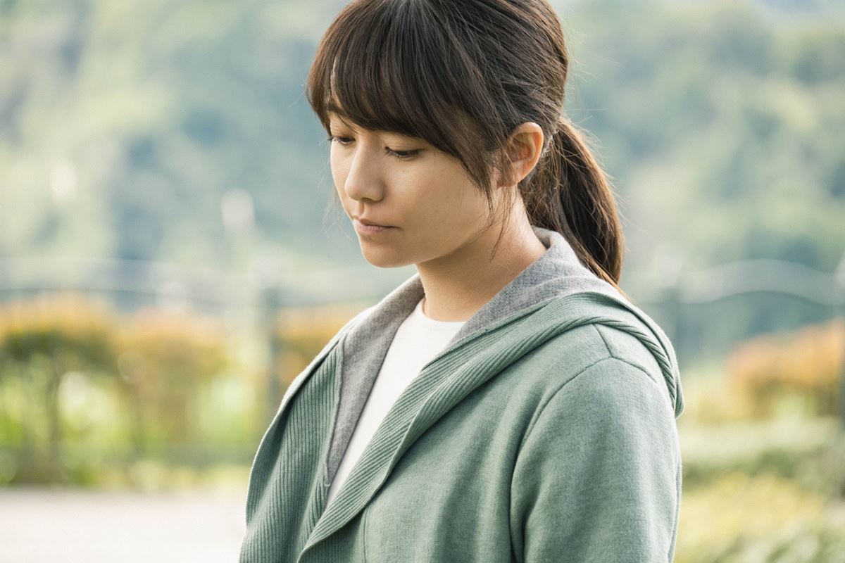 (C)2022映画「LOVE LIFE」製作委員会&COMME DES CINEMAS