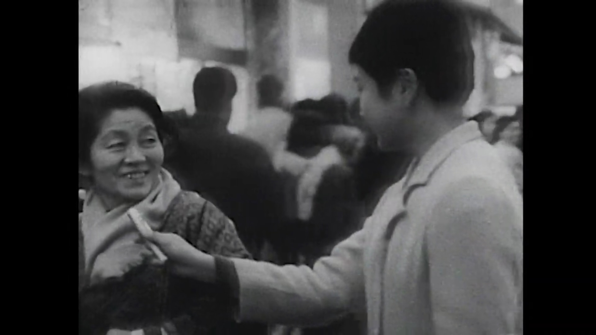 ドキュメンタリー映画『日の丸〜寺山修司40年目の挑発〜』佐井大紀監督を直撃!作品づくりのルーツとテーゼは井上陽水にあり!?ドキュメンタリー映画『日の丸〜寺山修司40年目の挑発〜』佐井大紀監督を直撃!作品づくりのルーツとテーゼは井上陽水にあり!?
